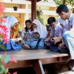 Menggali Makna HOTS dalam Pembelajaran: Strategi untuk Kemandirian Belajar